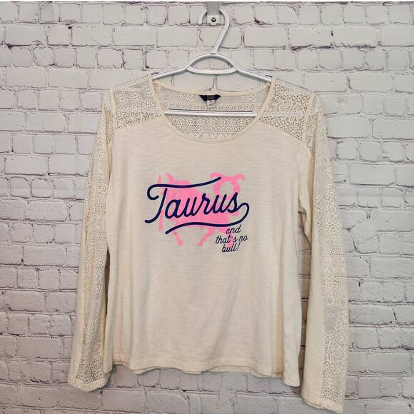 MV Sport Women's Taurus Zodiac Long sleeve Lace Trim Top M - Picture 1 of 5